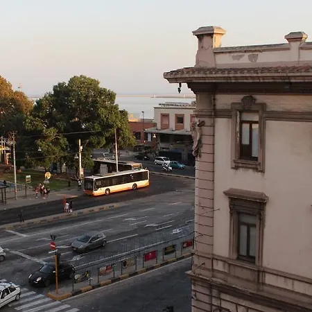 Cagliaritane Notti In Centro Πανσιόν 2*