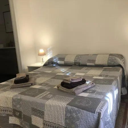 Πανσιόν Cagliaritane Notti In Centro